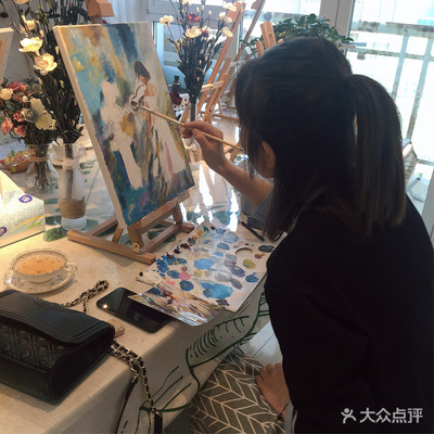 幸绘美术自助画室团购 激发创意，享受艺术乐趣